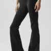 Airbrush Low-Rise Bootcut-Legging - Zwart