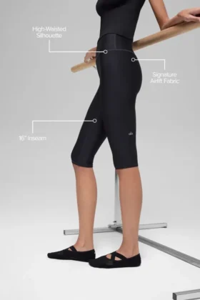 16” High-Waist Airlift-capri – Zwart