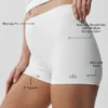 2" Alo Softsculpt korte broek met middelhoge taille - Wit