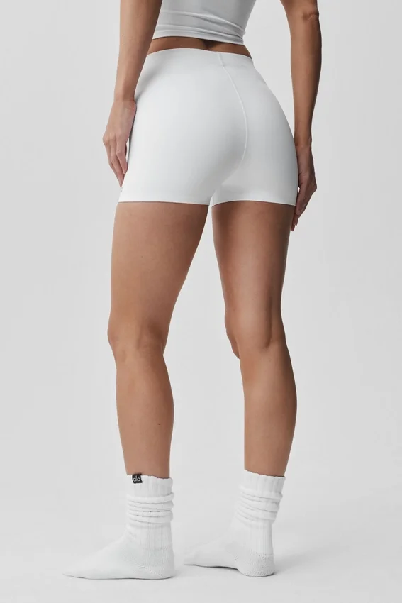 2" Alo Softsculpt korte broek met middelhoge taille - Wit