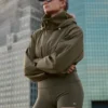 3" Alo Softsculpt High-Waist Precision-korte broek - Olive Tree