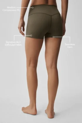 3″ Alo Softsculpt High-Waist Precision-korte broek – Olive Tree