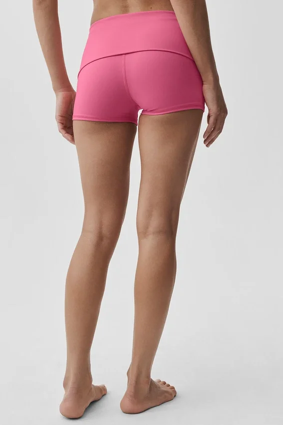 3" Alo Softsculpt laag uitgesneden korte broek met omgeslagen tailleband – Paradise Pink