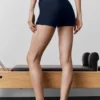 3" High-Waist Airlift strakke korte broek - Navy
