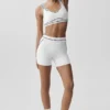 4" High-Waist Airbrush-korte broek met hartjesprint - Wit/Zwart