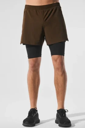 5" Revival 2-in-1-korte broek - Espresso/Zwart