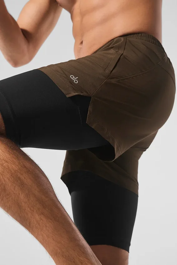 5" Revival 2-in-1-korte broek - Espresso/Zwart