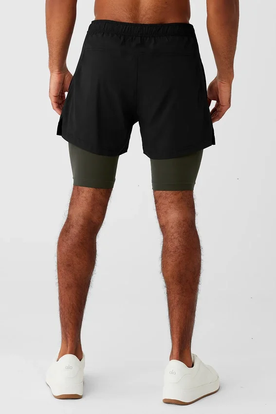 5" Revival 2-in-1-korte broek - Zwart/Stealthgroen