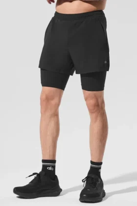5" Revival 2-in-1-korte broek - Zwart/Zwart