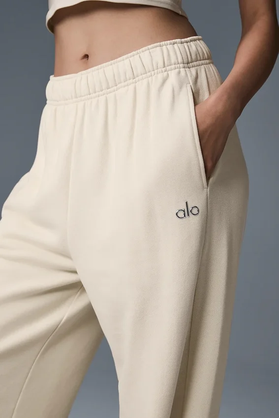Accolade joggingbroek met rechte pijpen - Oat Milk