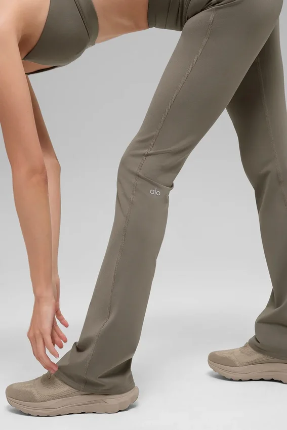 Airbrush Legging met hoge taille en bootcut-pasvorm - Licht cacao