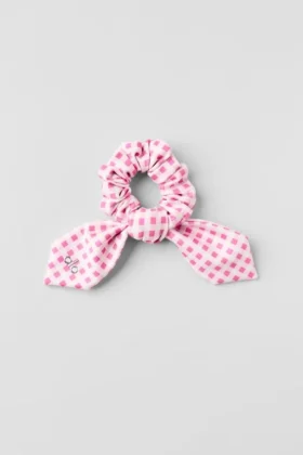 Airlift Gingham Rhythm Scrunchie – Paradijsroze Gingham