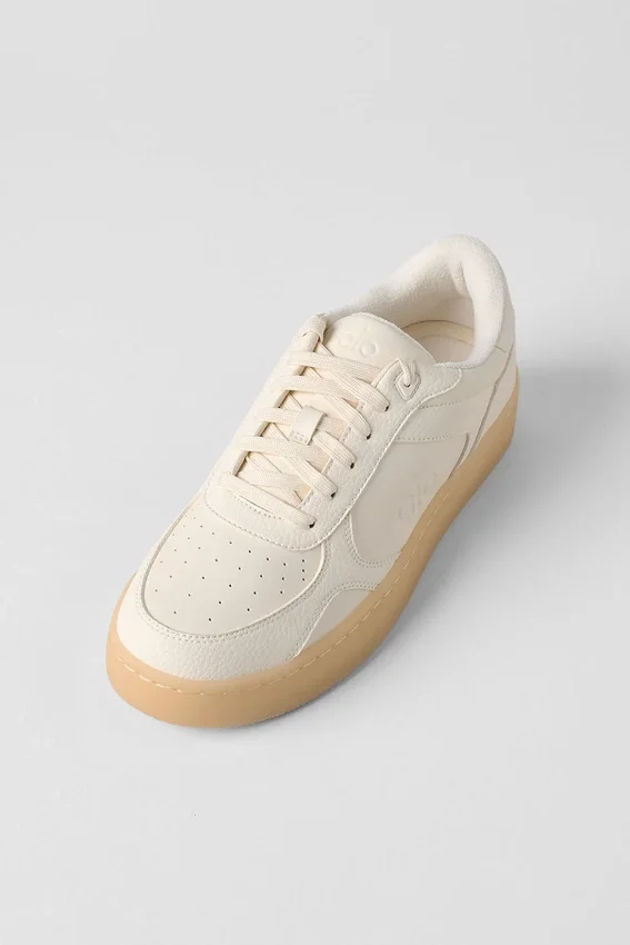 Alo Recovery Mode Sneakers - Clay