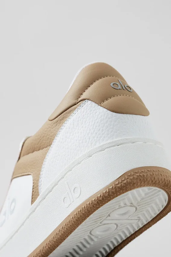 Alo Recovery Mode Sneakers - Gravel/Wit