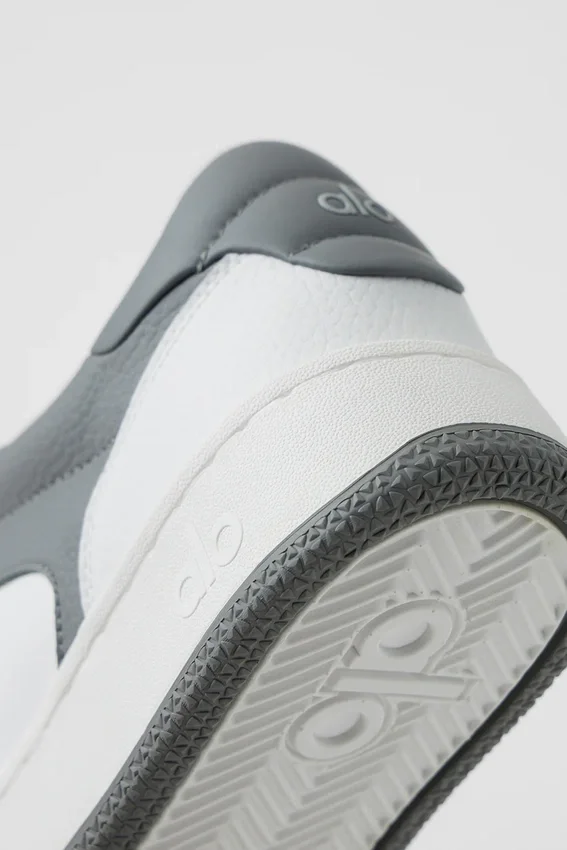 Alo Recovery Mode Sneakers - Grijs/Wit