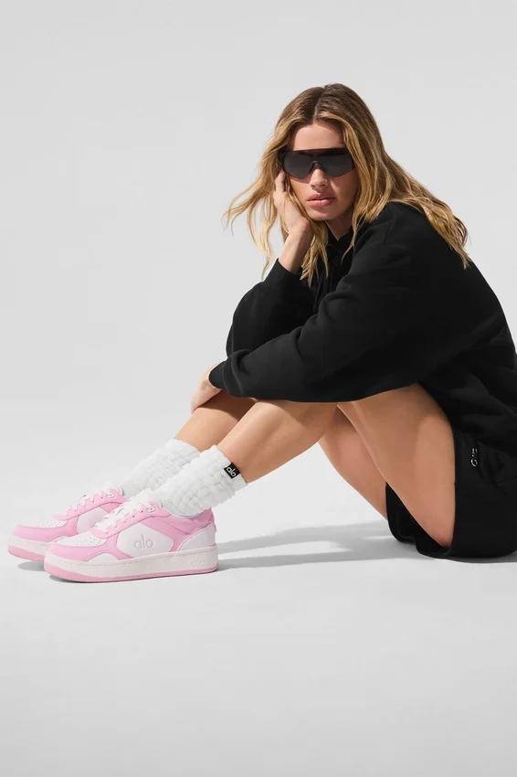 Alo Recovery Mode Sneakers - Roze/Wit