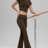 Alo Softsculpt 7/8-legging met omgeslagen pijpen en uitlopende boord - Espresso
