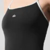 Alo Softsculpt haltertennisjurk - Zwart/Wit