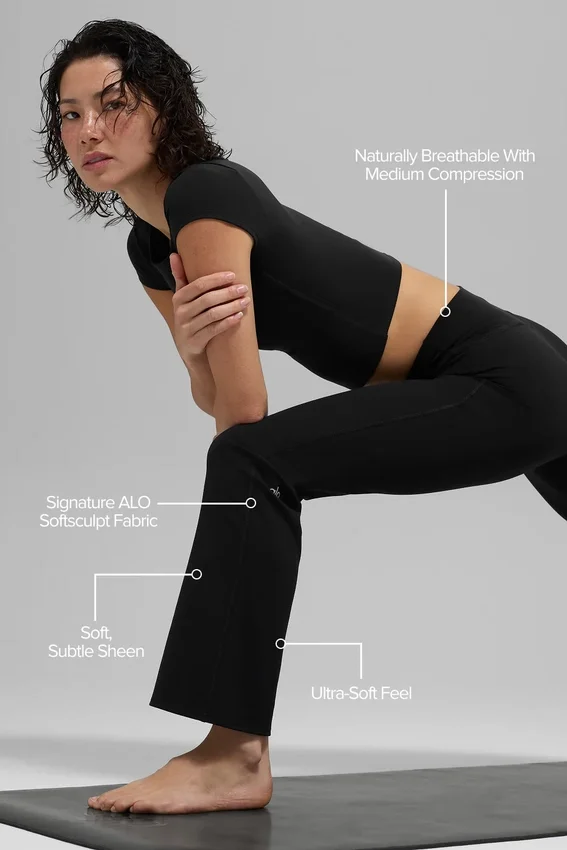 Alo Softsculpt High-Waist 7/8-legging met bootcut - Zwart