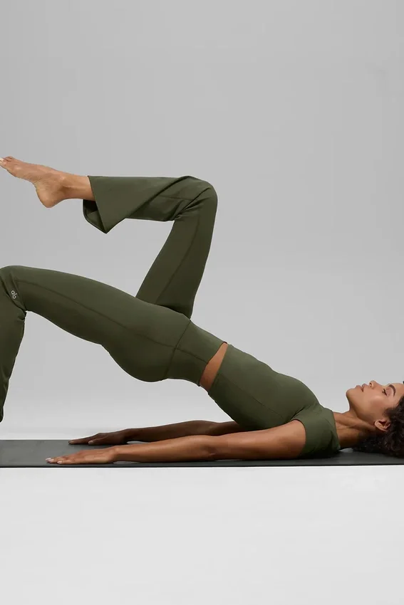 Alo Softsculpt High-Waist Bootcut Legging – olijfgroen