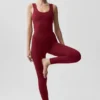 Alo Softsculpt No Nonsense-bh-tanktop – Summer Romance Red