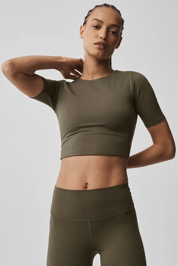 Alo Softsculpt Precision T-shirt met halflange mouwen - Olive Tree