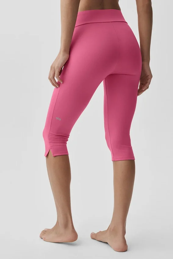 Alo Softsculpt Shoreline Capri - Paradise Pink