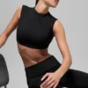 Alo Softsculpt T-shirt met korte mouwen en afgeronde hals – Zwart
