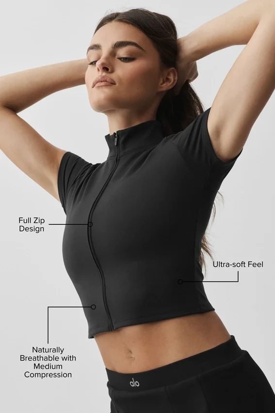 Alo Softsculpt T-shirt met korte mouwen en doorlopende rits - Zwart