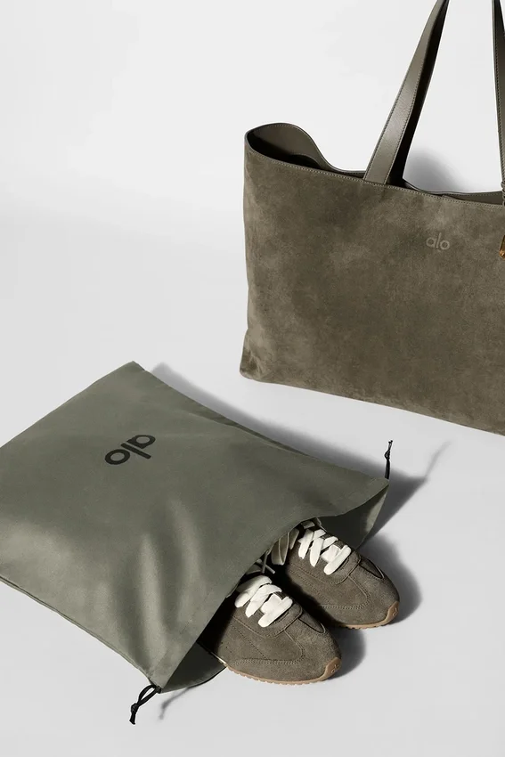 Alo Tranquility shoppers - olijfboomsuède