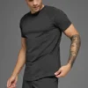 Alo Vapor T-shirt met ronde hals en korte mouwen - Antraciet