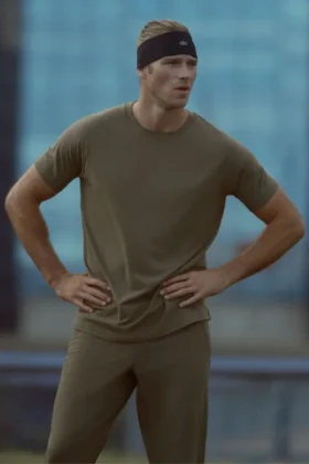 Alo Vapor T-shirt met ronde hals en korte mouwen - Olive Tree
