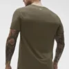 Alo Vapor T-shirt met ronde hals en korte mouwen - Olive Tree