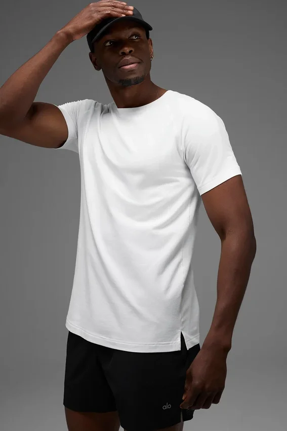 Alo Vapor T-shirt met ronde hals en korte mouwen - White