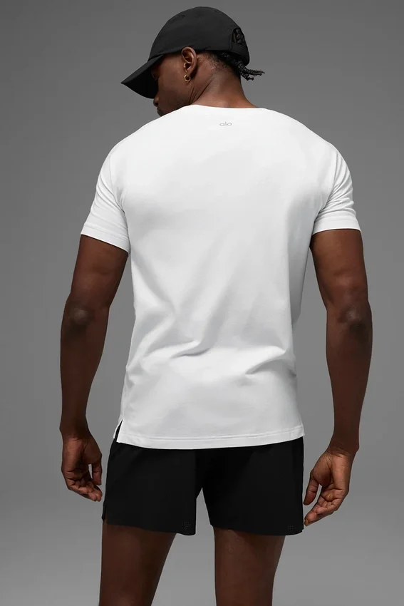 Alo Vapor T-shirt met ronde hals en korte mouwen - White
