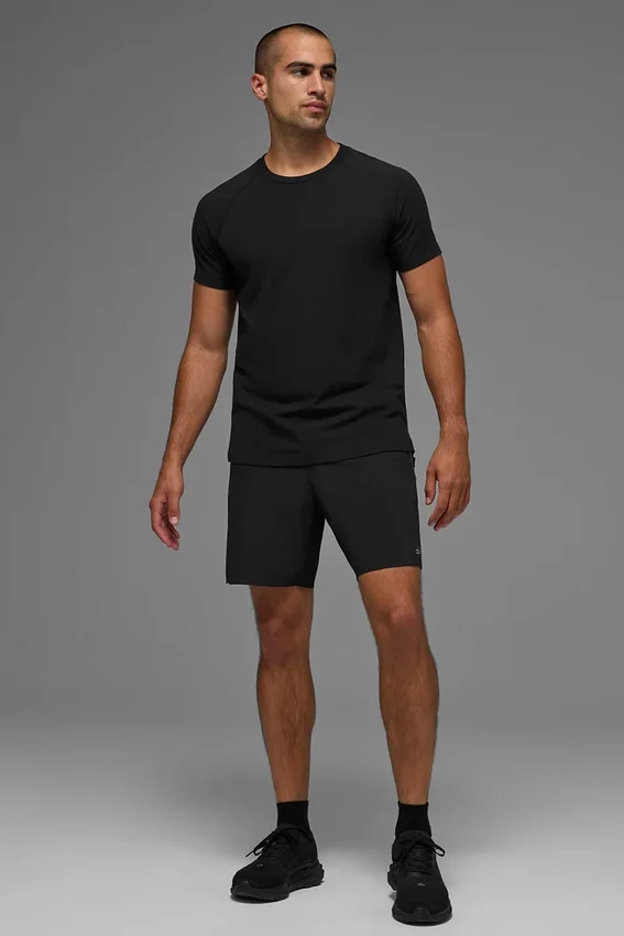 Alo Vapor T-shirt met ronde hals en korte mouwen - Zwart