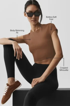 Alosoft Crop Finesse met korte mouwen – Sun Kissed Brown