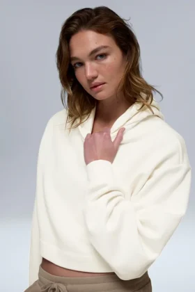 Bae Hoodie – ivoor