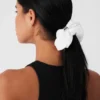 Bead It oversized scrunchie - Wit