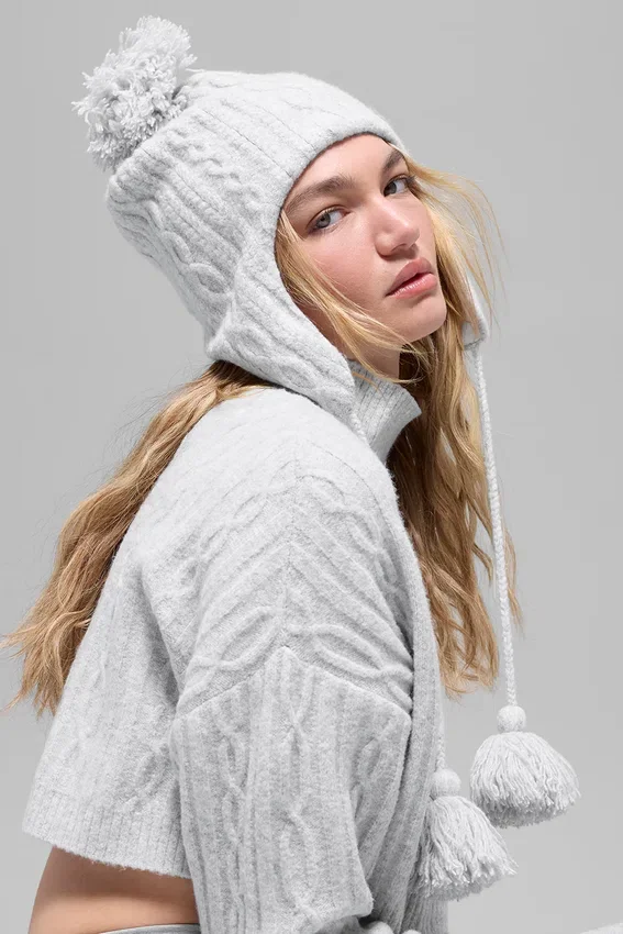 Cable Knit Winter Bliss-muts met oorkleppen - Athletic Heather Grey