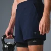 Conquer React 2-in-1 Performance-korte broek - Marineblauw/Zwart