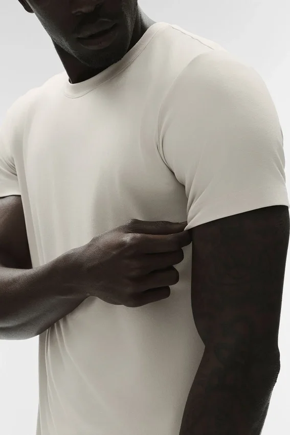 Conquer Reform T-shirt met ronde hals en korte mouwen - Bone