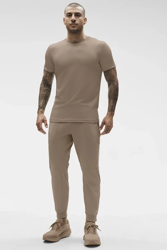 Conquer Reform T-shirt met ronde hals en korte mouwen - Gravel