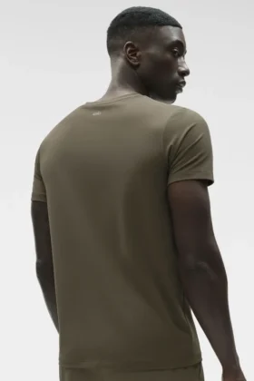 Conquer Reform T-shirt met ronde hals en korte mouwen – Olive Tree