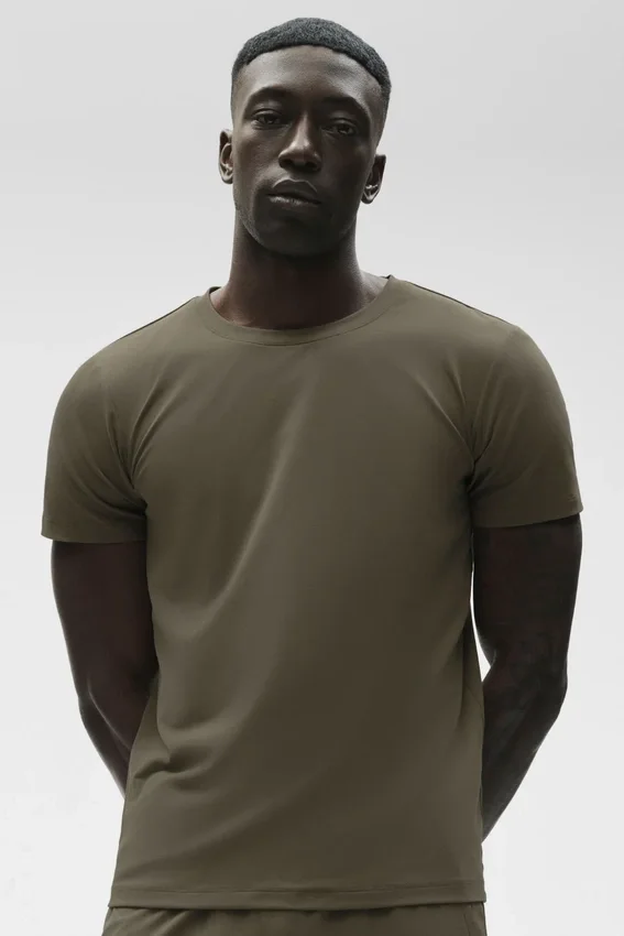Conquer Reform T-shirt met ronde hals en korte mouwen - Olive Tree