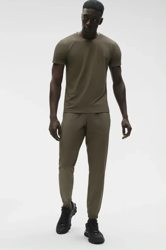 Conquer Reform T-shirt met ronde hals en korte mouwen - Olive Tree