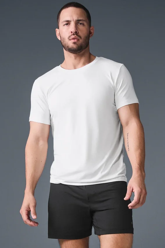Conquer Reform T-shirt met ronde hals en korte mouwen - White