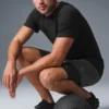 Conquer Reform T-shirt met ronde hals en korte mouwen - Zwart