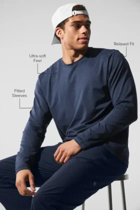 Conquer Reform T-shirt met ronde hals en lange mouwen – Navy