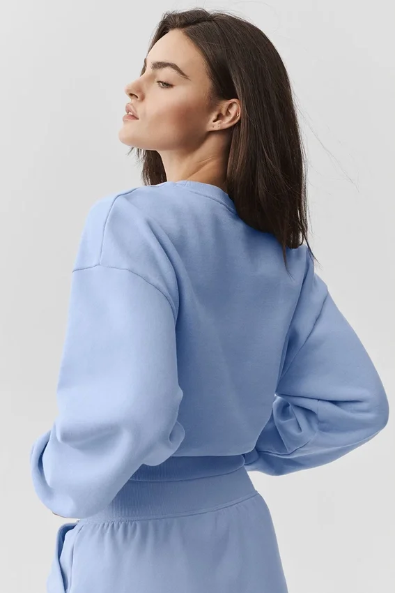 Cropped Accolade-trui met ronde hals - Licht Provence-blauw